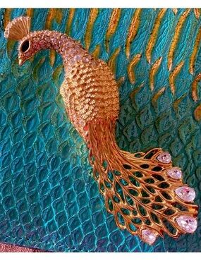 TRIFARI Vintage Peacock Emerald Eye Rhinestone Encrusted Goldtone Brooch 4.75”